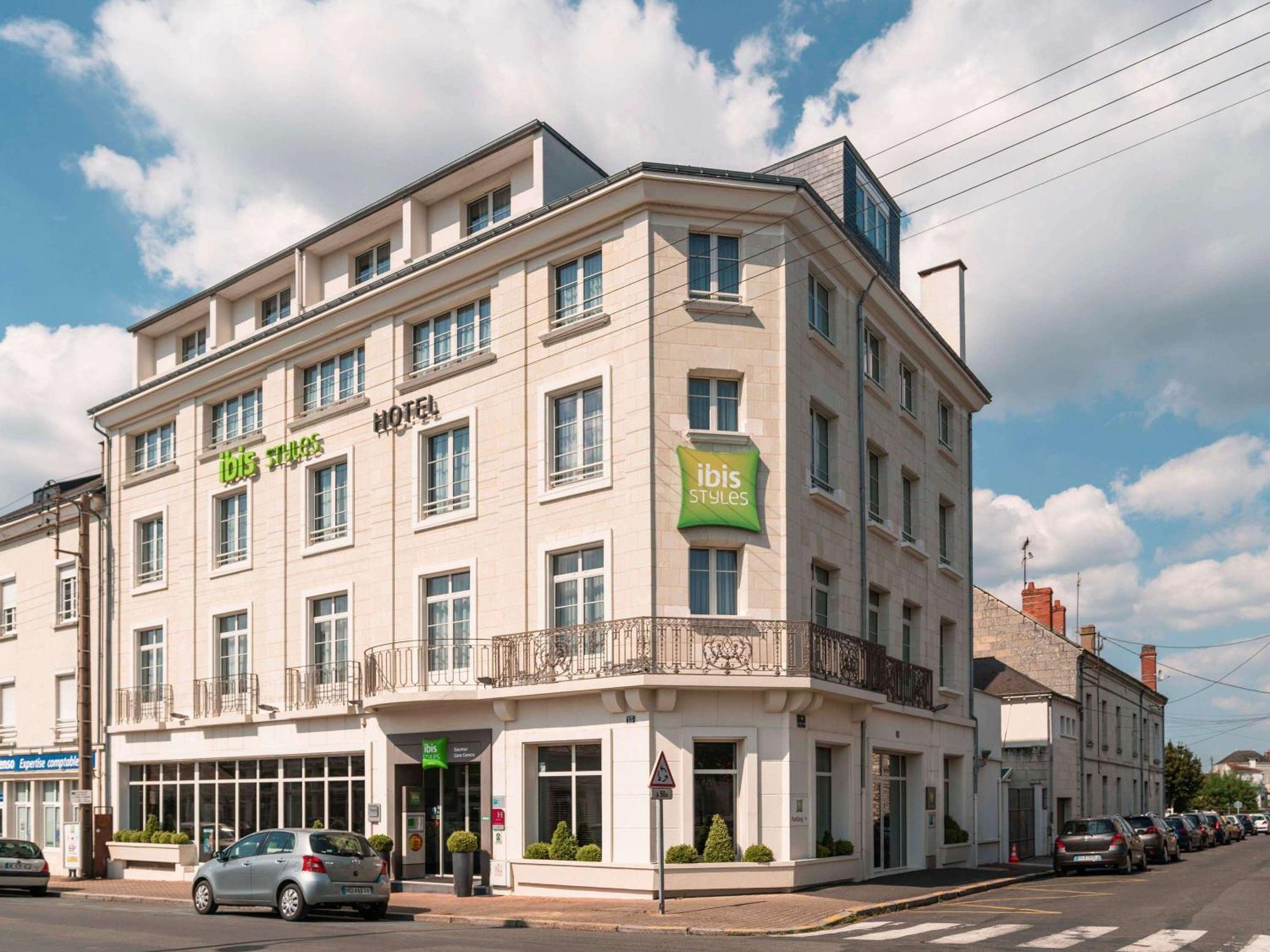 Ibis Styles Saumur Gare Centre Exterior photo