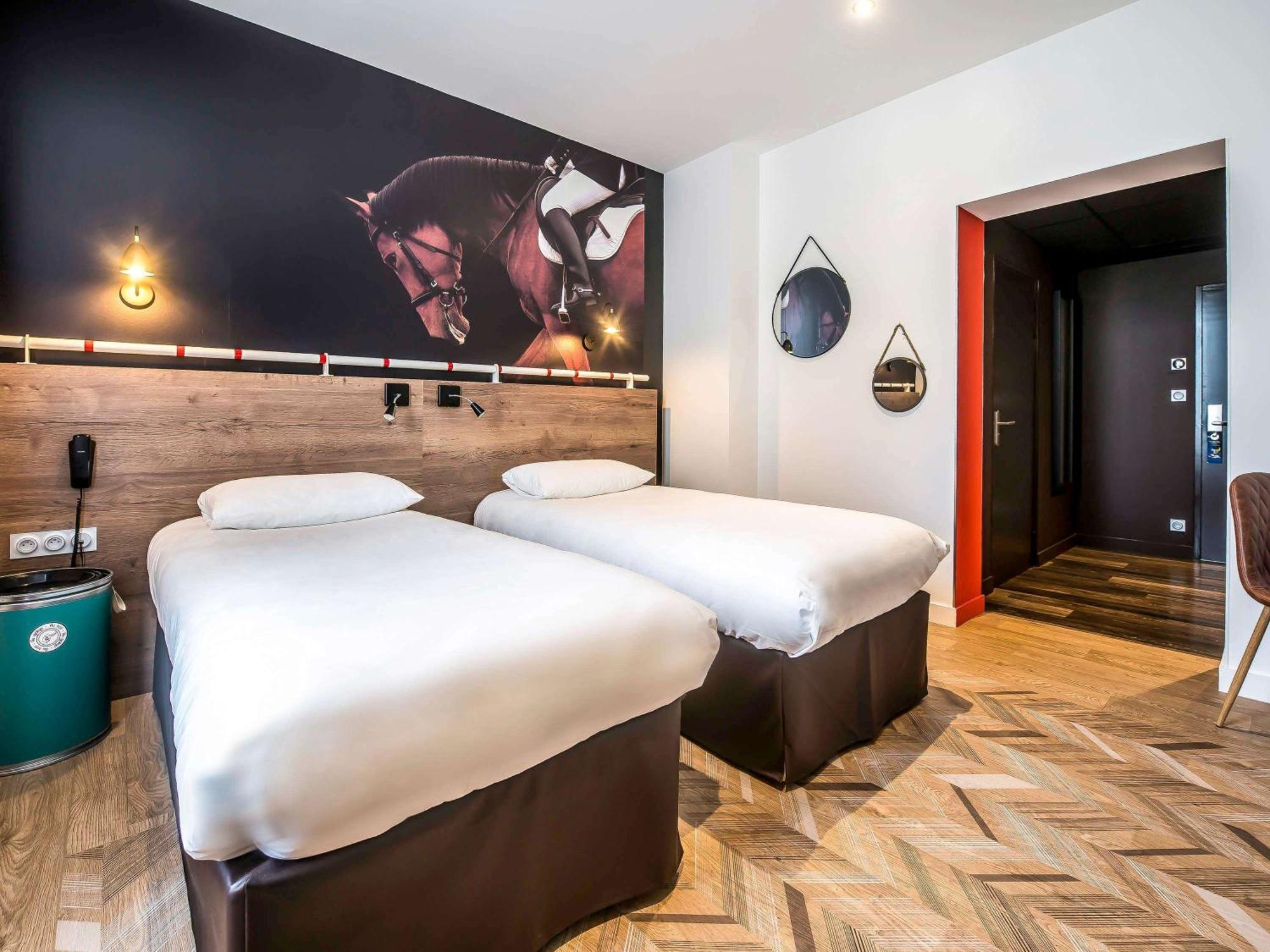 Ibis Styles Saumur Gare Centre Exterior photo